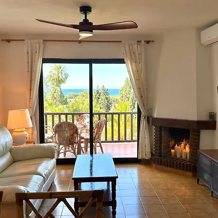 Stylish 2br With Sea View 아파트