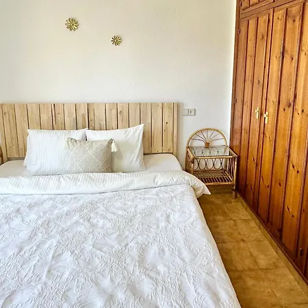 Stylish 2br With Sea View 아파트 미하스