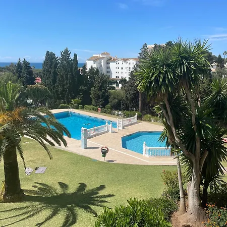 Stylish 2br With Sea View 아파트